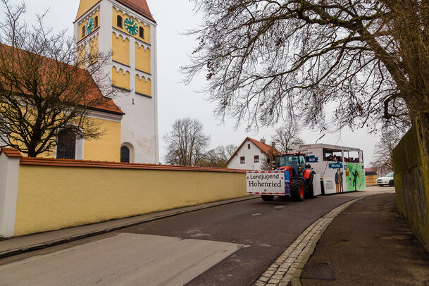 Thumbnail: JA 15895 Faschingswagen Landjugnend 01_03_2025.jpg